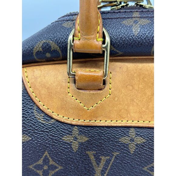 Vintage‎ Louis Vuitton Deauville Monogram Handbag! - Picture 10 of 15